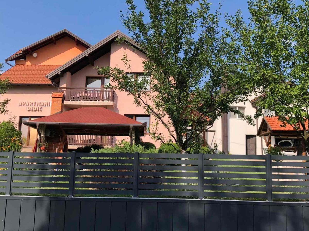 Apartments Dedic Dubrave Gornje Esterno foto