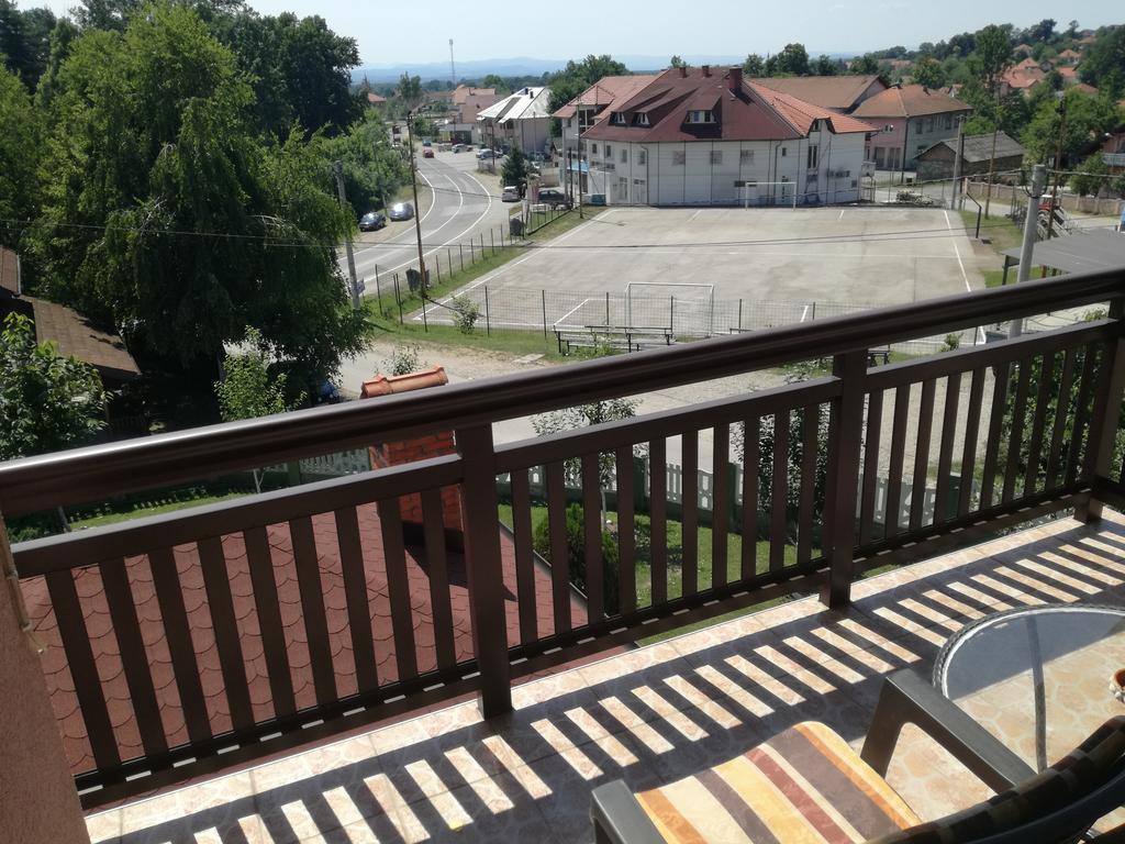 Apartments Dedic Dubrave Gornje Esterno foto